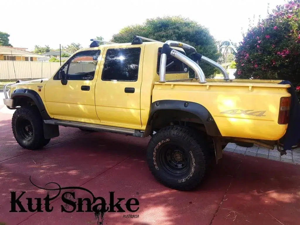 Aletines Kut Snake Toyota Hilux 106 Doble Cabina 95mm