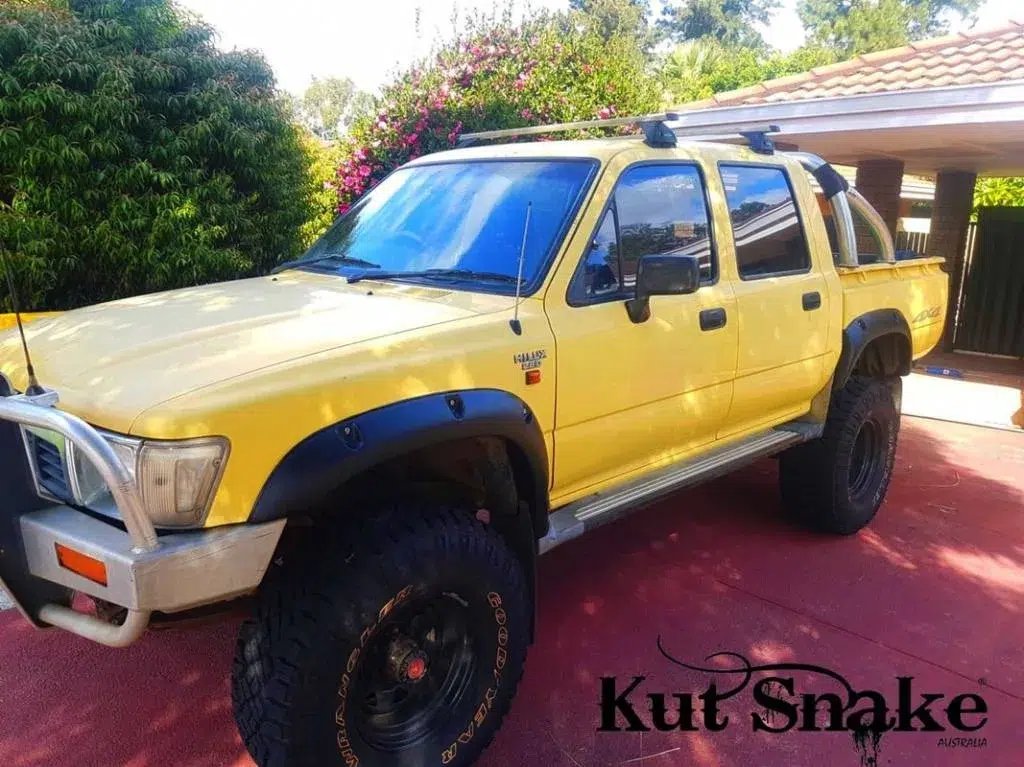 Aletines Kut Snake Toyota Hilux 106 Doble Cabina 95mm - Imagen 3