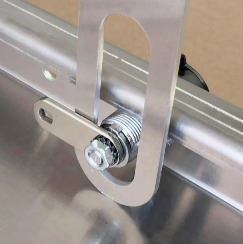 Arco de seguridad Nomad para bandeja de techo triple - Imagen 4