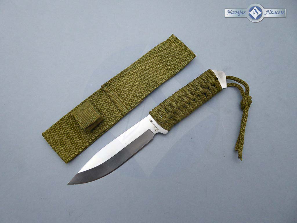 Cuchillo encordado militar