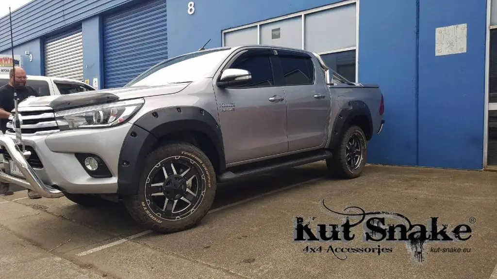Aletines Kut Snake Toyota Hilux Revo 2015-2019 75mm - Imagen 3