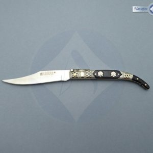 Navaja clásica decorada