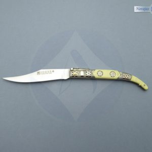 Navaja clásica decorada