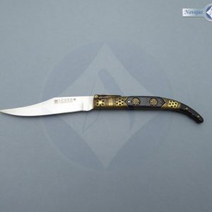 Navaja clásica decorada